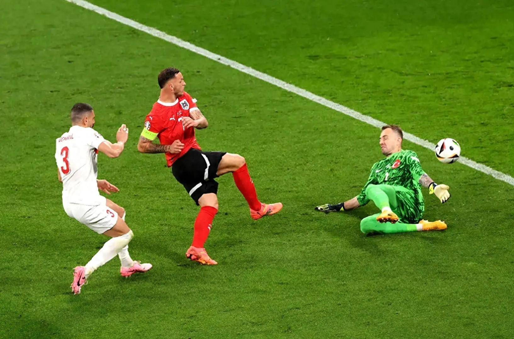 三亿体育体育地址-关于夺冠之路！欧洲球队实力激励人心的信息