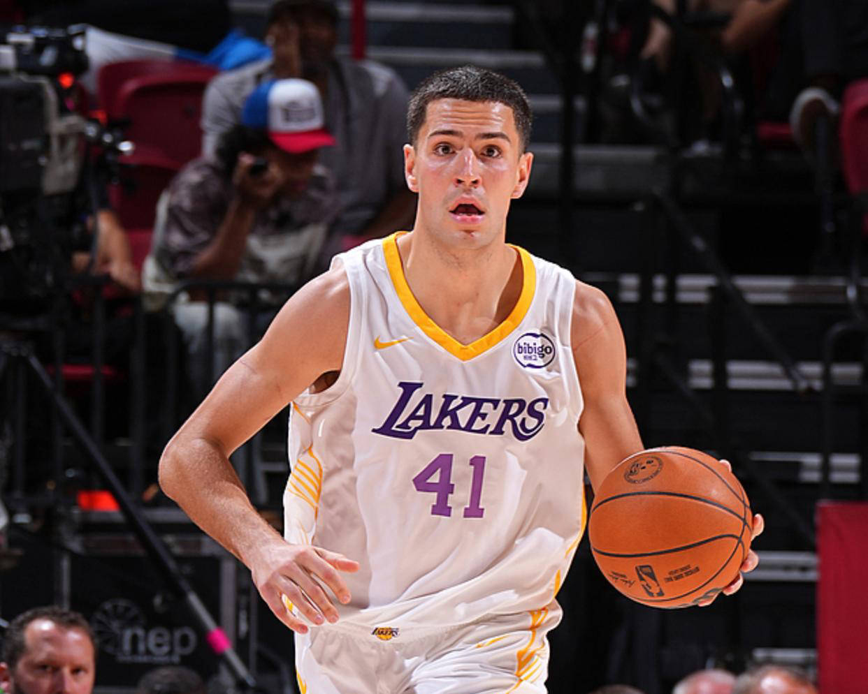 包含湖人遭遇3连败,战绩一般表现的词条 包含湖人遭遇3连败,战绩一般表现的词条