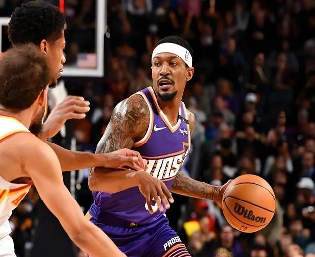 三亿体育体育亚洲官网-苏宁客场力擒重庆，取得关键胜利的简单介绍