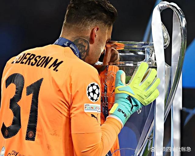 三亿体育体育官方-法兰克福守门员表现出色，为球队关键时刻保护球门的简单介绍