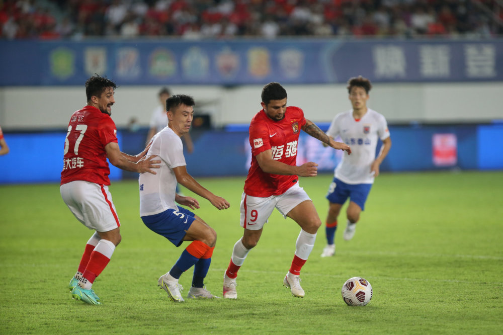 AC米兰状态回勇,豪取三连胜的简单介绍