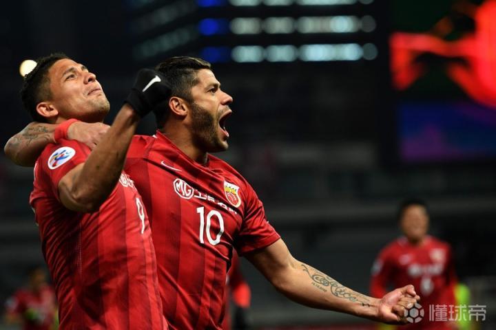 荷兰运动员高歌猛进,实现三连胜的简单介绍 荷兰运动员高歌猛进,实现三连胜的简单介绍