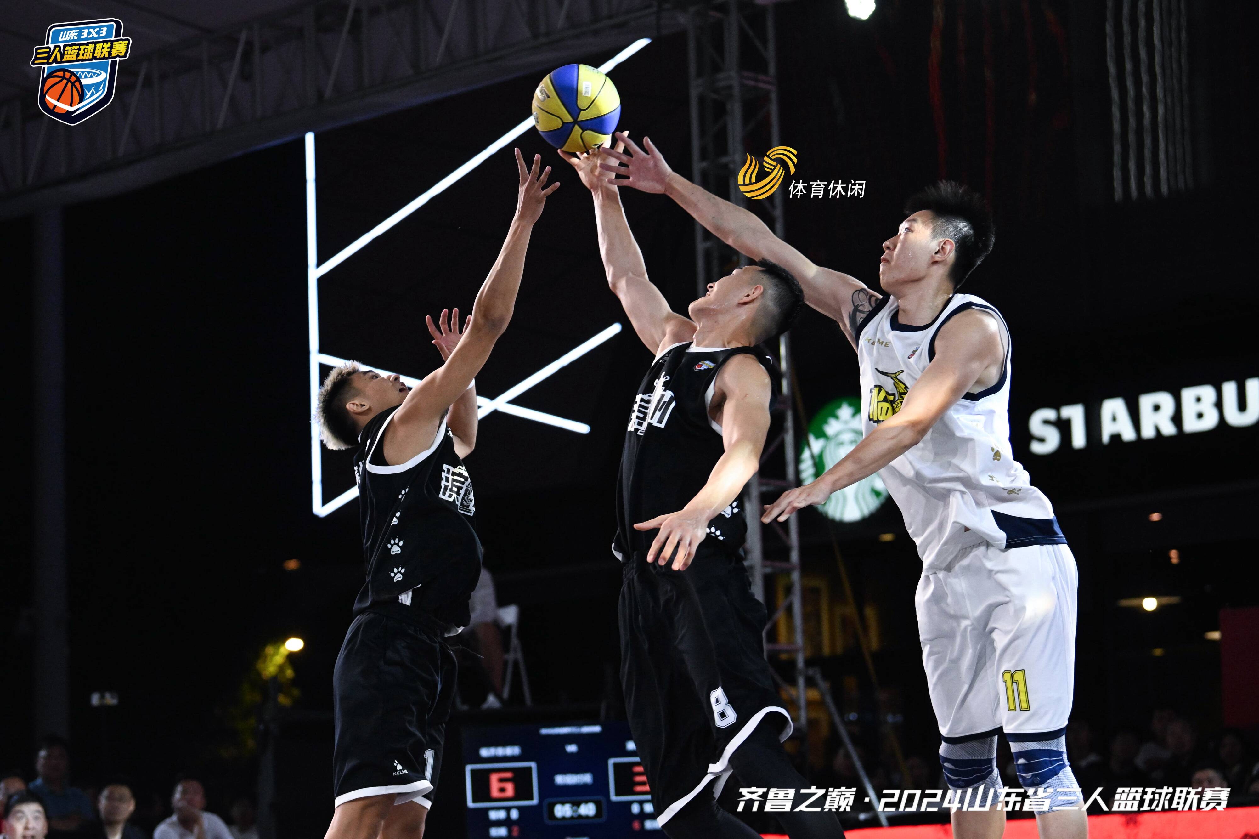 篮球比赛的最新结果和精彩瞬间回顾 篮球比赛的最新结果和精彩瞬间回顾