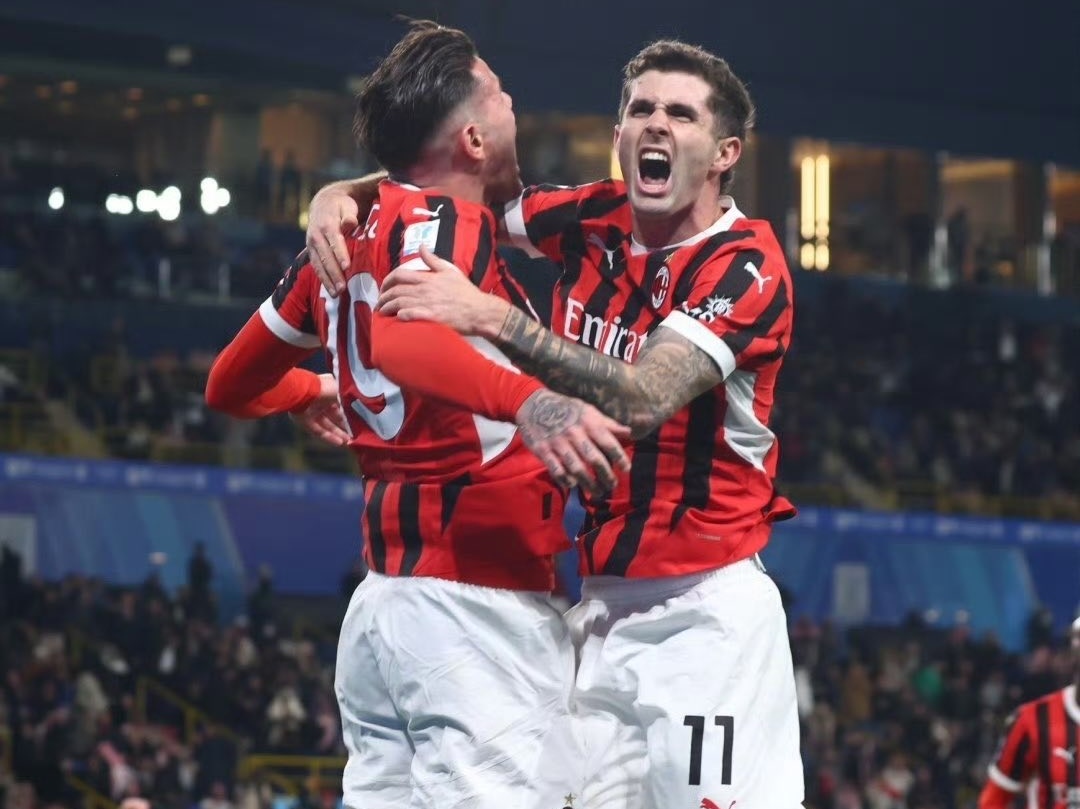 关于那不勒斯险胜AC米兰，成功晋级下一轮的信息