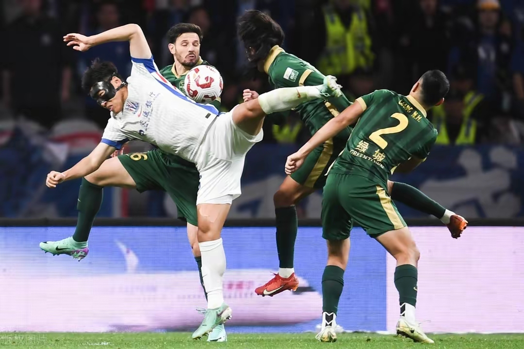 三亿体育体育在线-申花主场逆转华夏幸福，豪取三分